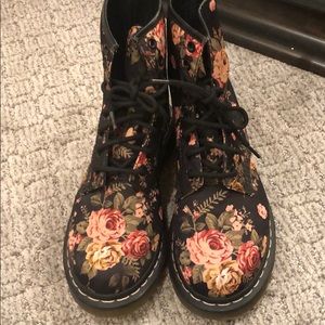 Dr. Martens Shoes - Dr.Martens Floral Boots Dr. Martens Shoes - Dr.Martens Floral Boots